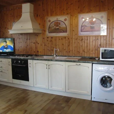 Podere Caldaruccio La Pineta Chalet 別荘